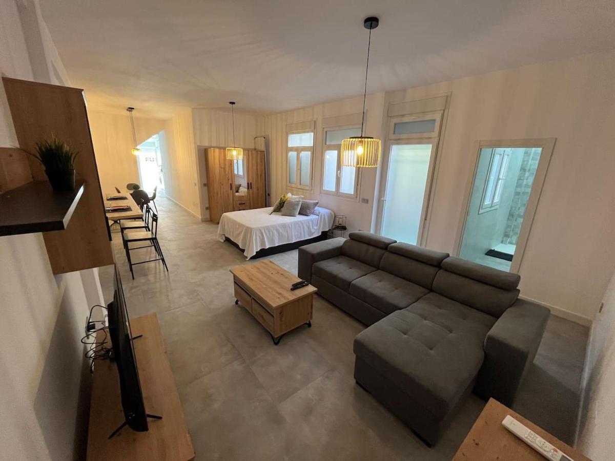 Apartamento En Centro De Malaga Luaran gambar